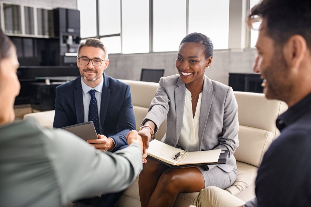 Outsourced CFO Services: 5 Benefits That Maximize Profits! 